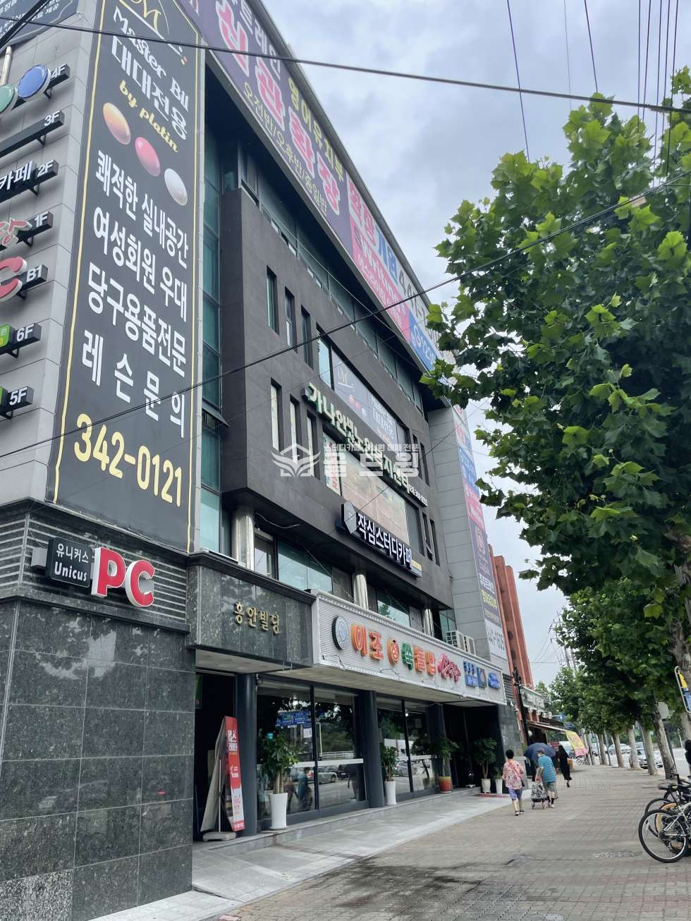경기 안양동안구 비산동 올해 8월 오픈 시설비 3억 작심스터디카페 월세 매물번호 10515 사진 1